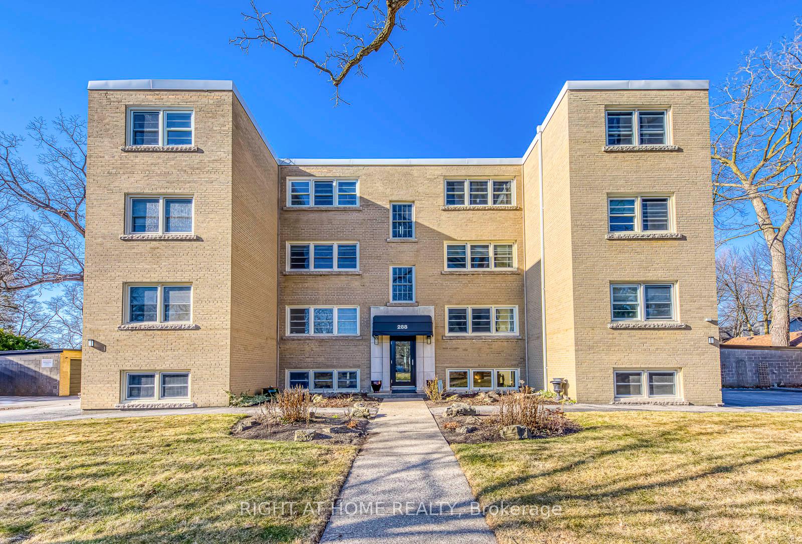 1 - 288 Reynolds Street, Oakville, ON L6J 3L4