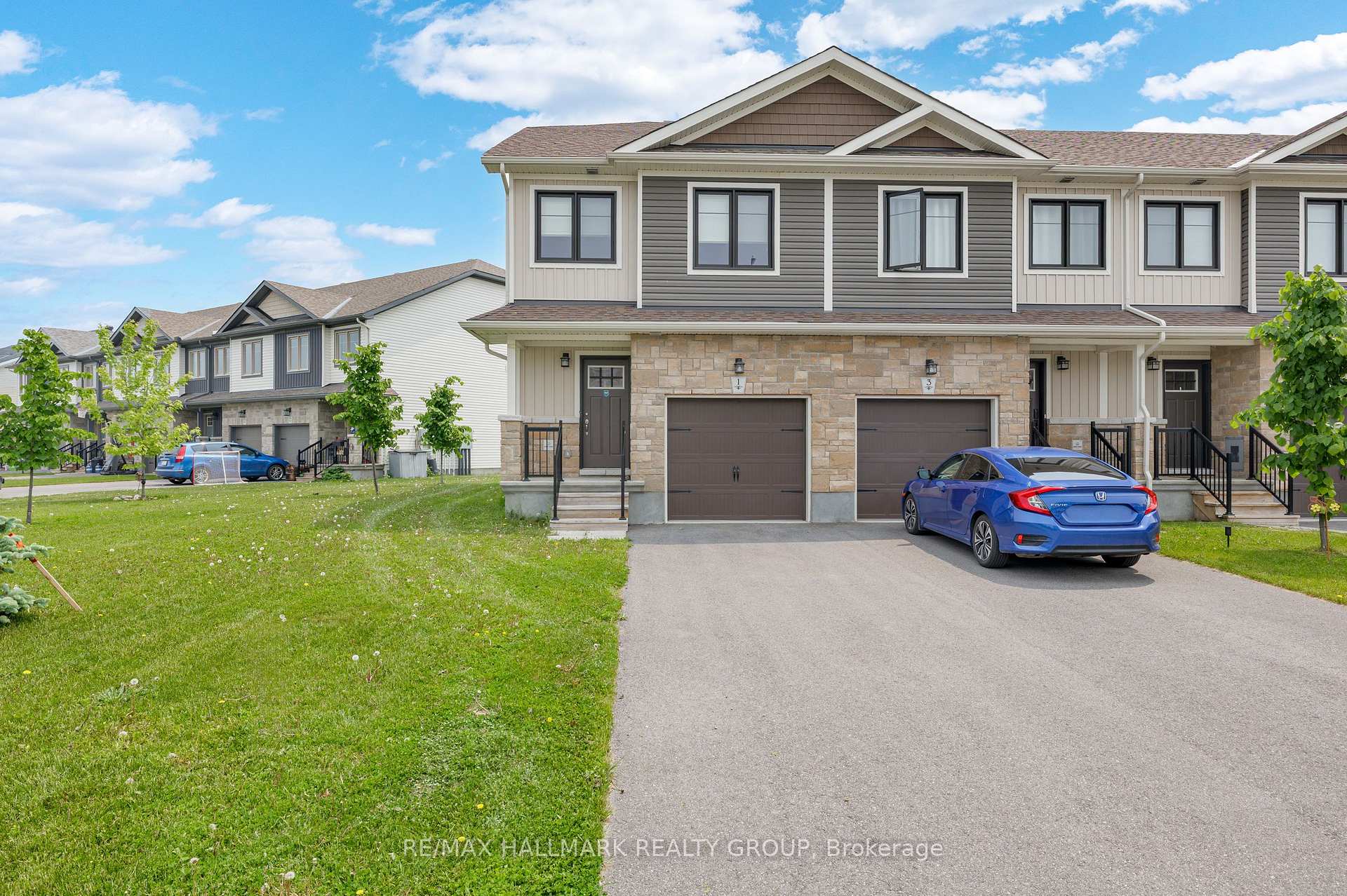 1 STAPLES Boulevard, Smiths Falls, ON K7A 0B5