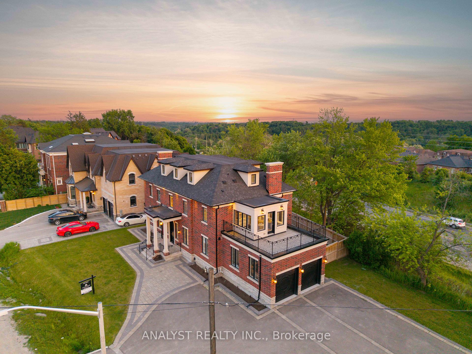 10690 Islington Avenue, Vaughan, ON L0J 1C0
