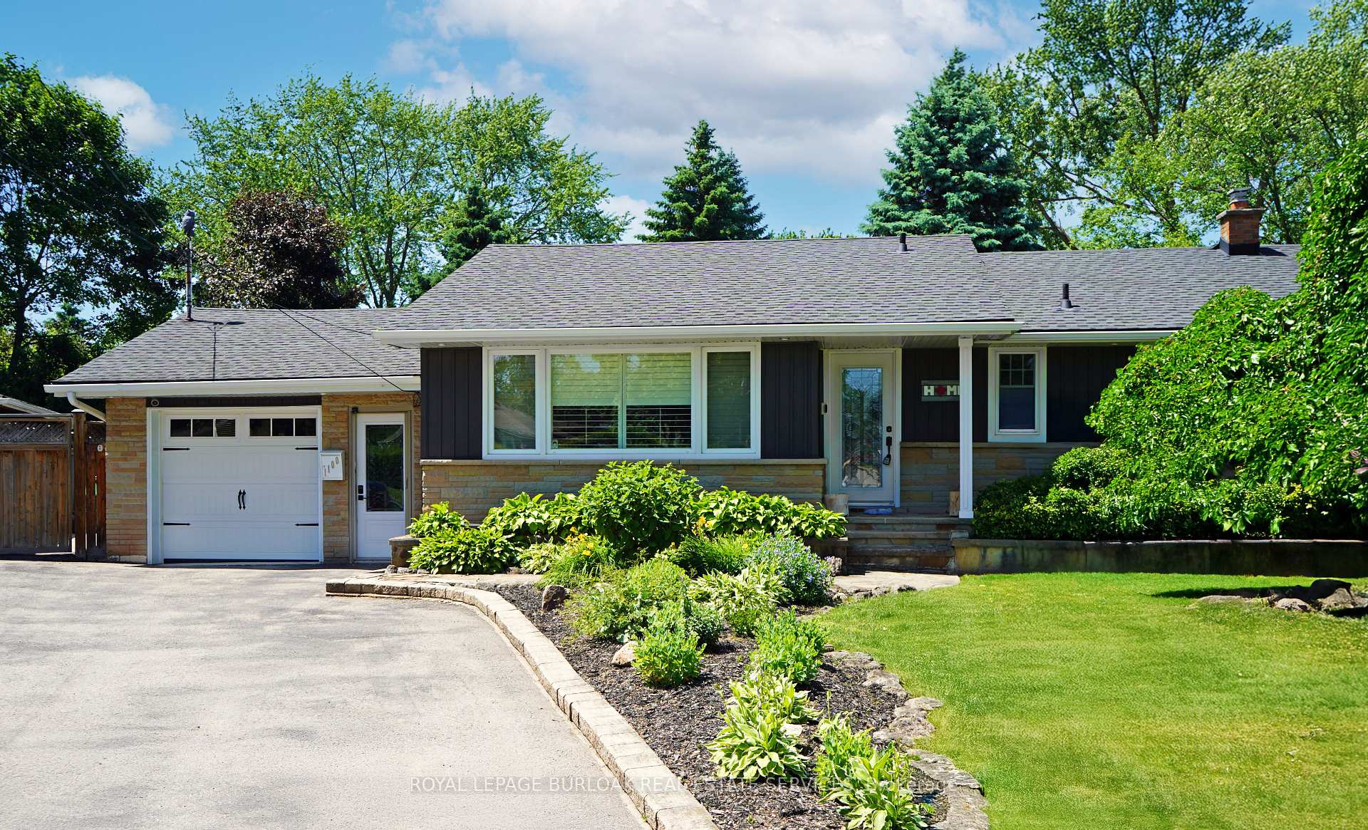 1100 Dovercourt Avenue Burlington ON L7T 3C5