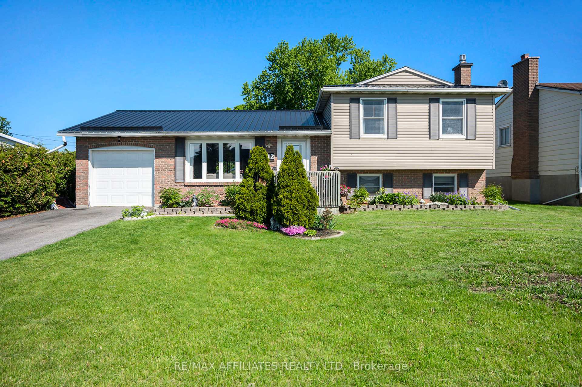 Smiths Falls Real Estate MLS® Listings & Houses For Sale