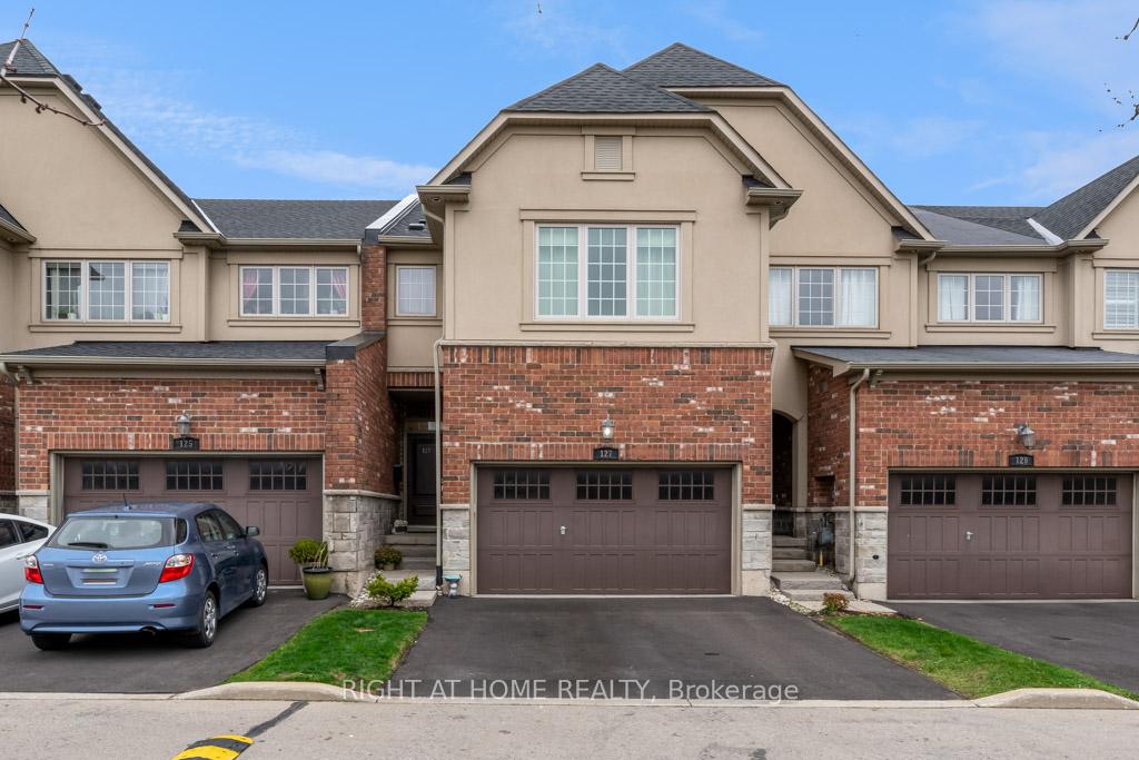 127 - 127 Oakhaven Place, Hamilton, ON L9K 0B6