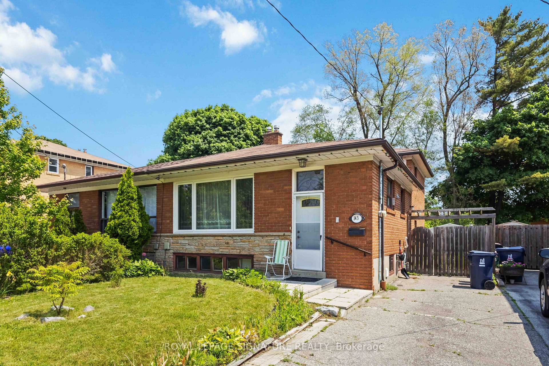 143 Rodda Boulevard, Toronto, ON M1E 3A1