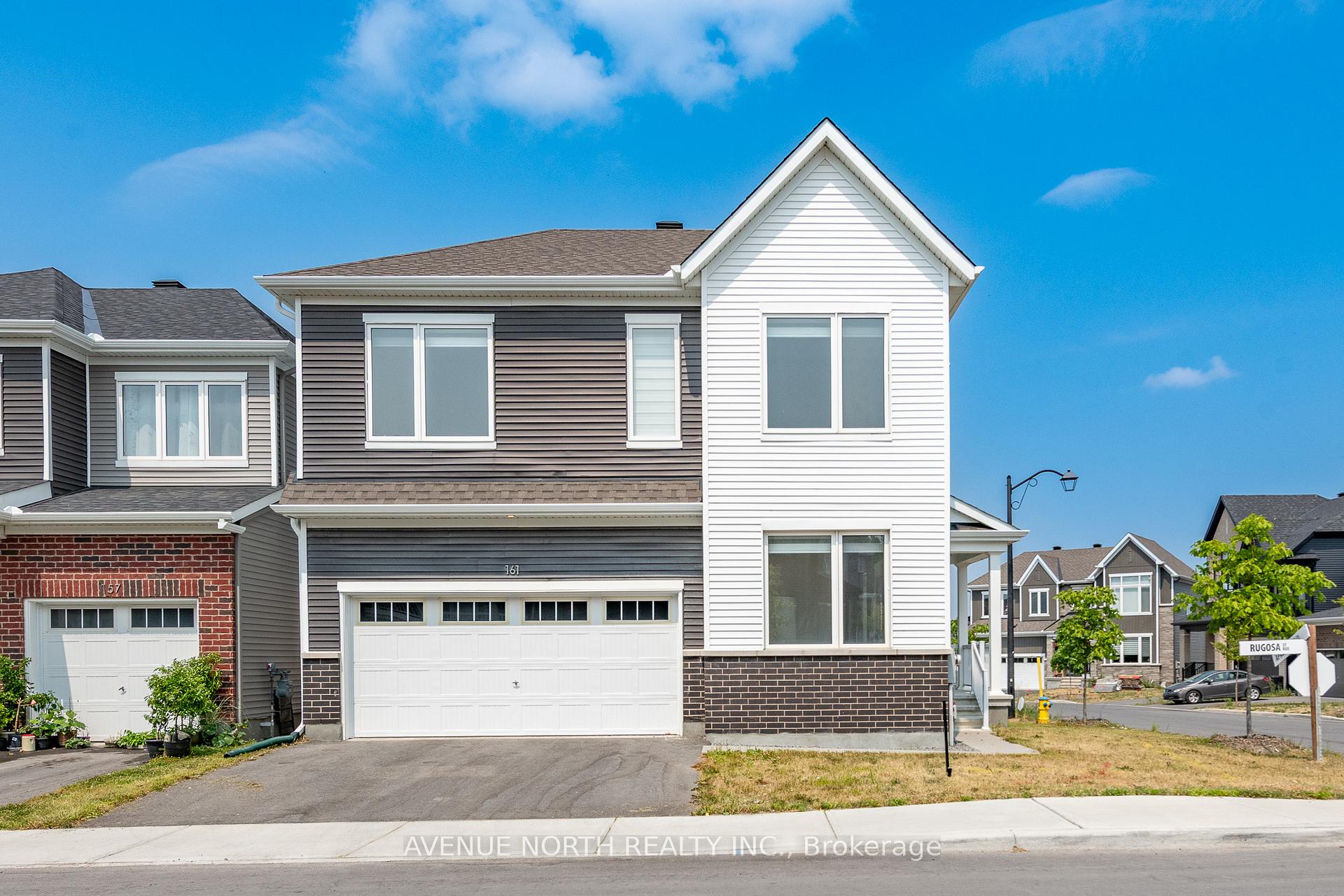 Houses For Sale in Barrhaven