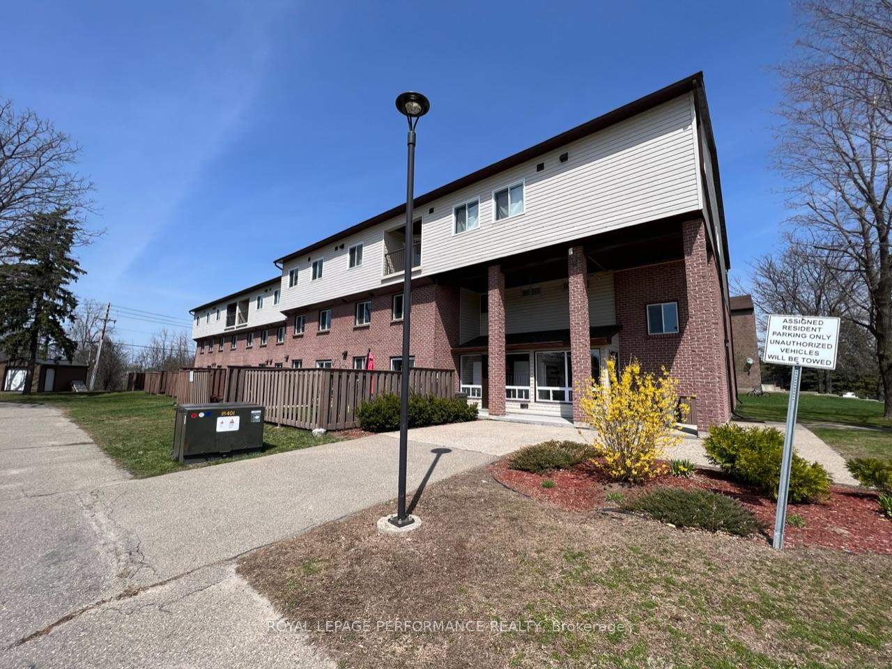 Smiths Falls Real Estate MLS® Listings & Houses For Sale