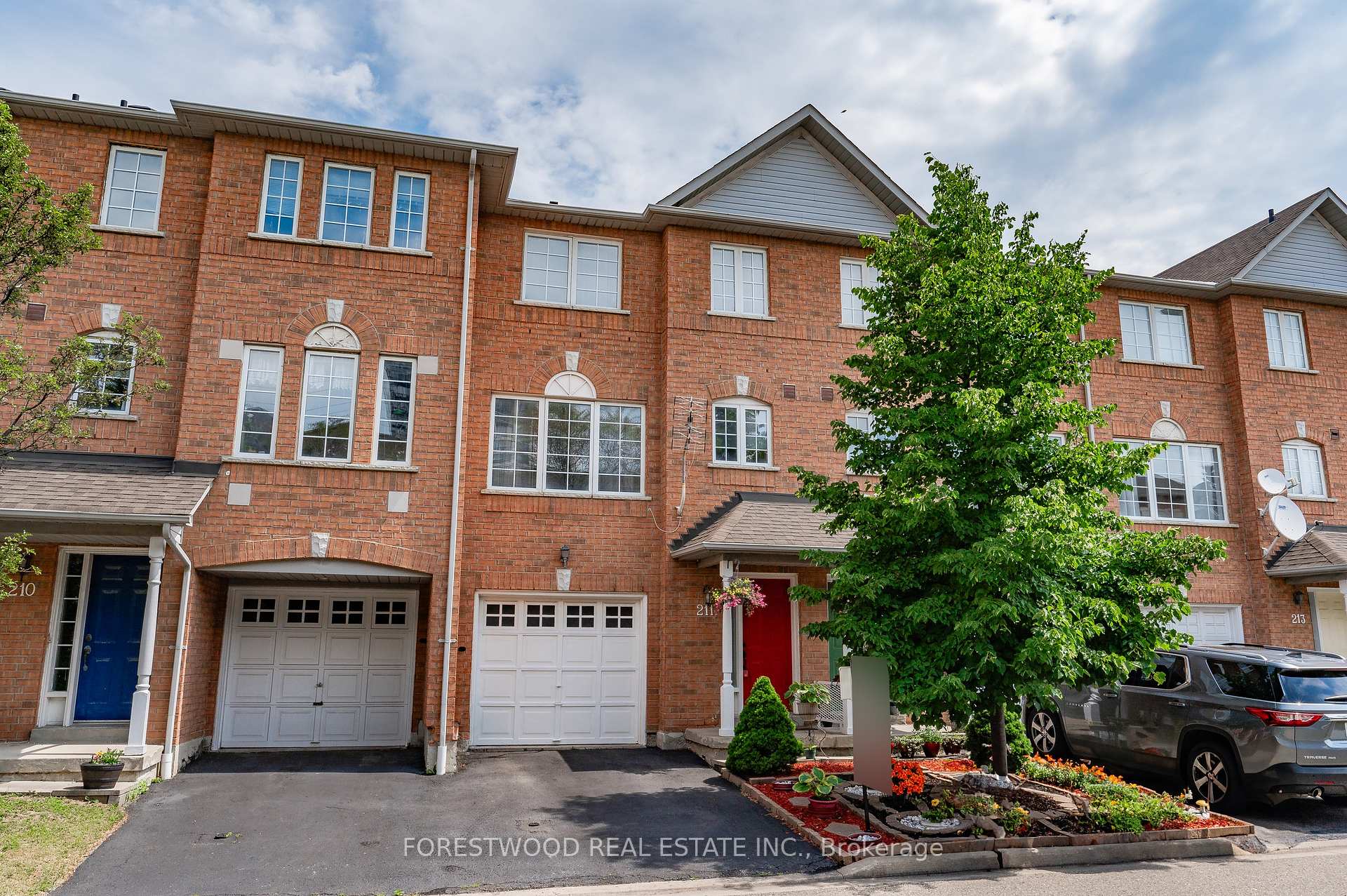 211-80-acorn-place-mississauga-on-l4z-4e6