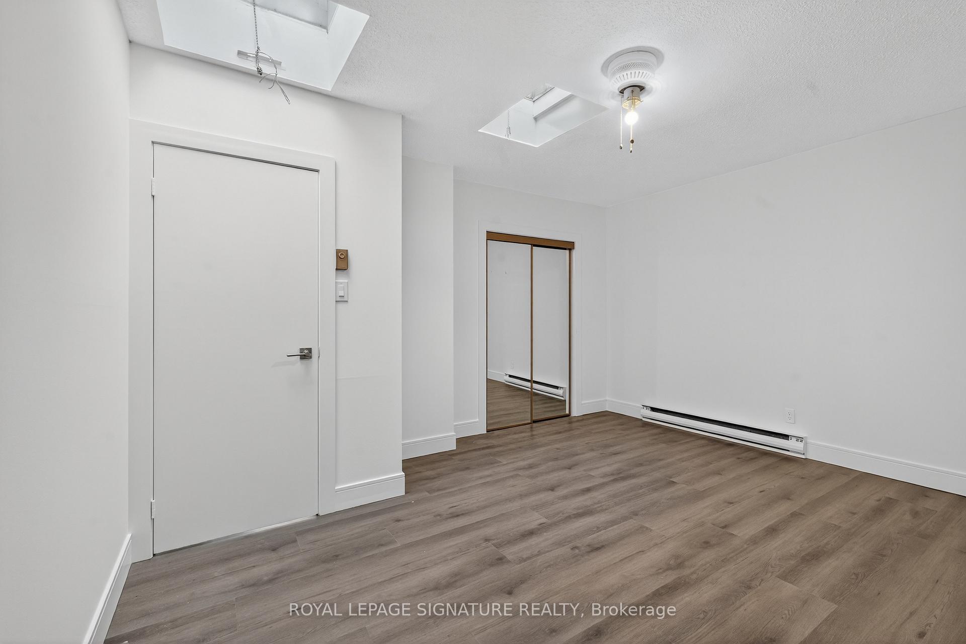 3 - 215 Danforth Avenue, Toronto, ON M4K 1N2