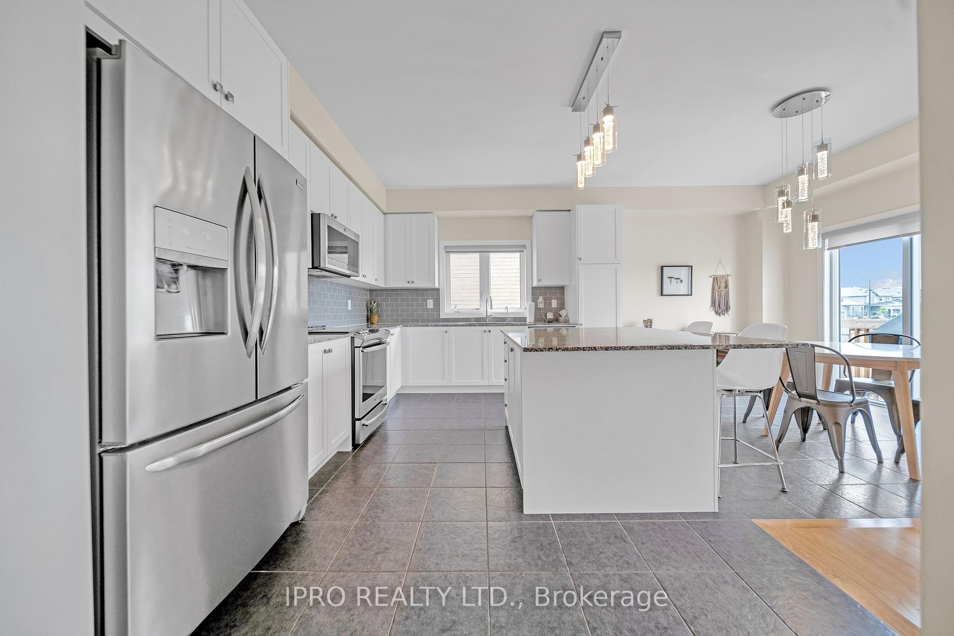 22 Jenkins Street, East Luther Grand Valley, ON L9W 7R3