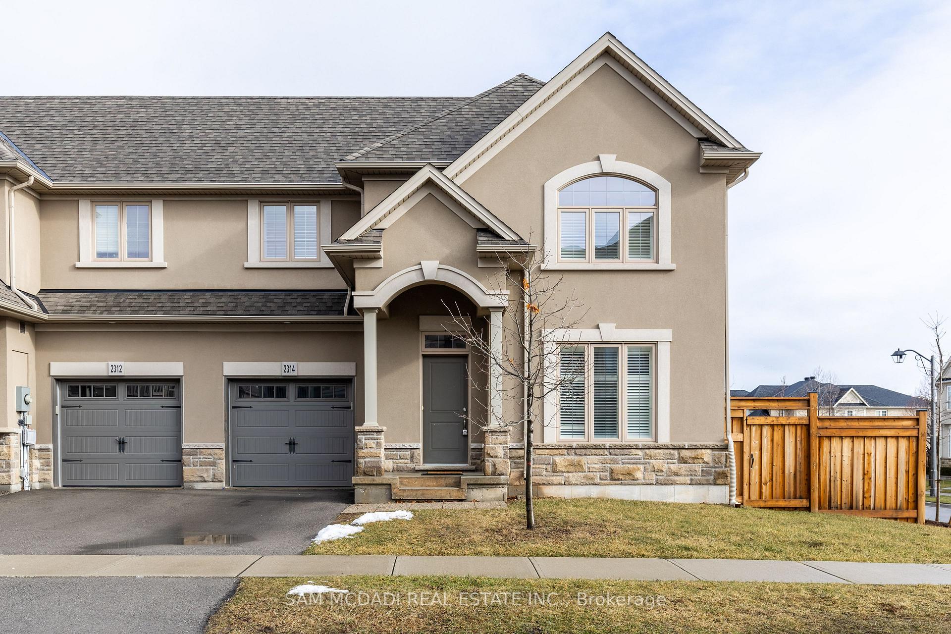 2314 Natasha Circle, Oakville, ON L6M 0L1