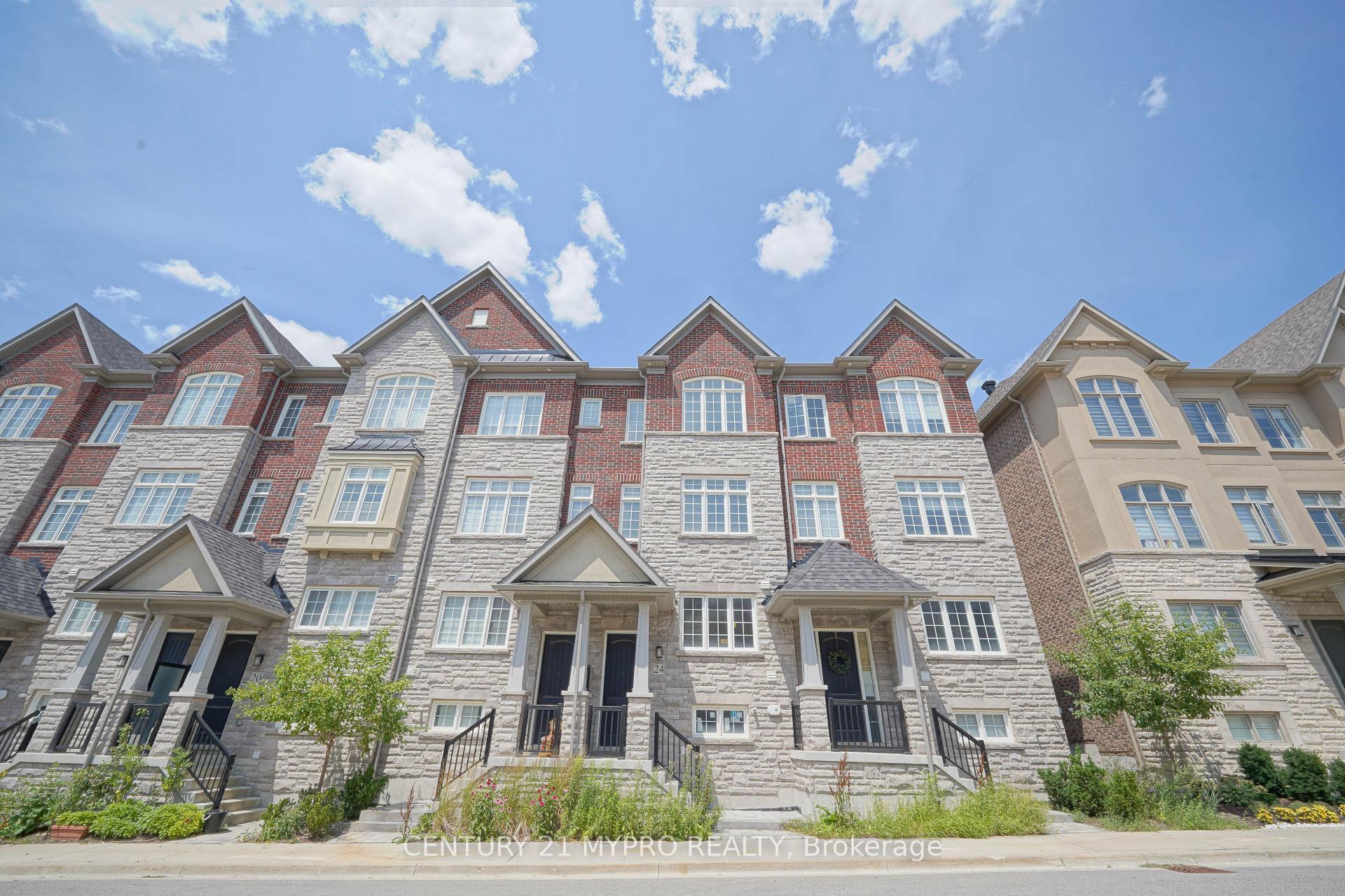 24 Royal Aberdeen Rd Road, Markham, ON L6C 0Y5