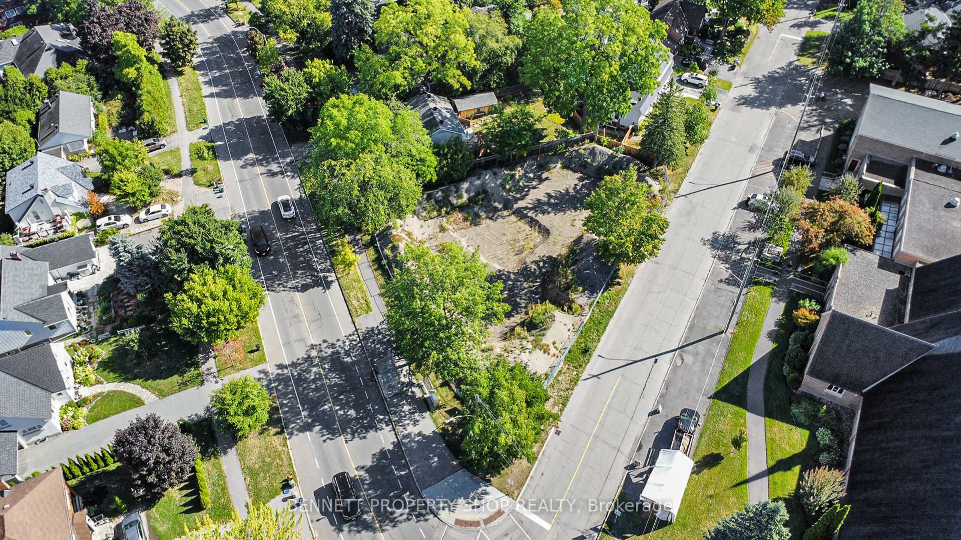 253 Cunningham Avenue, Alta Vista and Area, ON K1L 7Z7