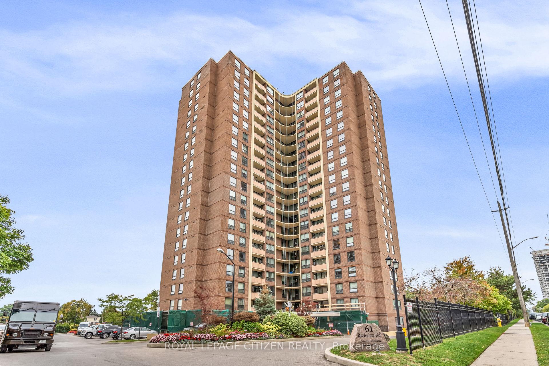 410 - 61 Richview Road, Toronto, ON M9A 4M8