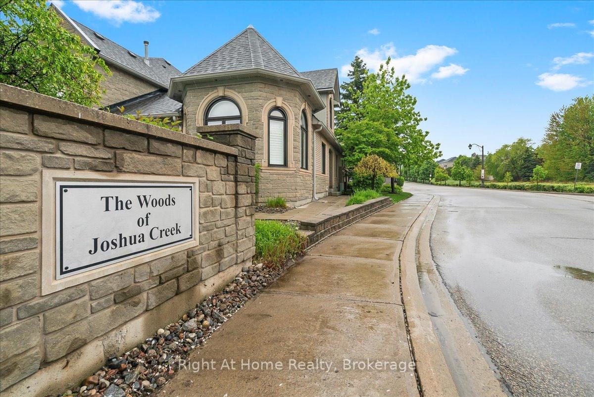 42 - 2250 Rockingham Drive, Oakville, ON L6H 6J3