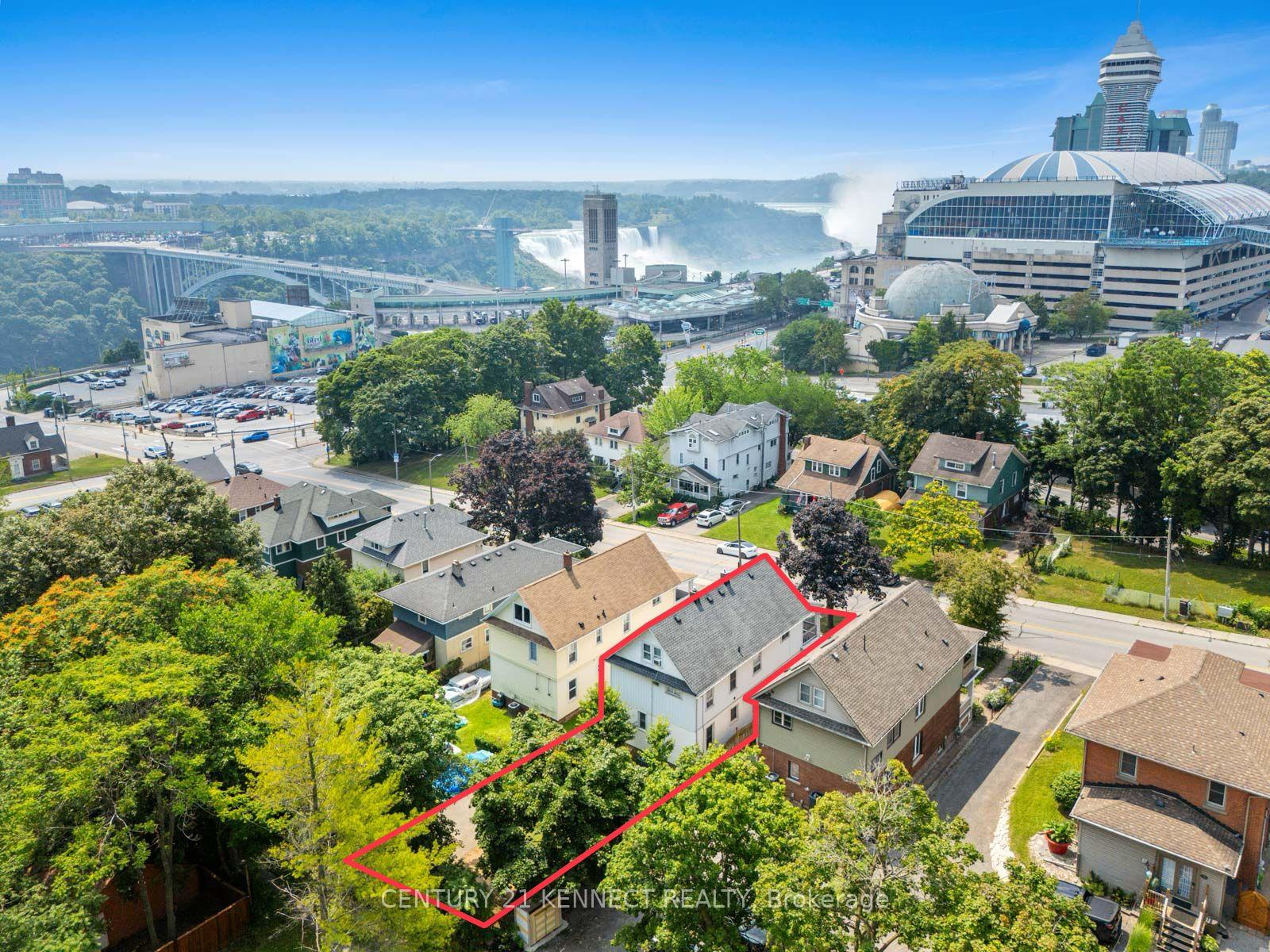 4475/4477 Hiram Street, Niagara Falls, ON L2E 1A2