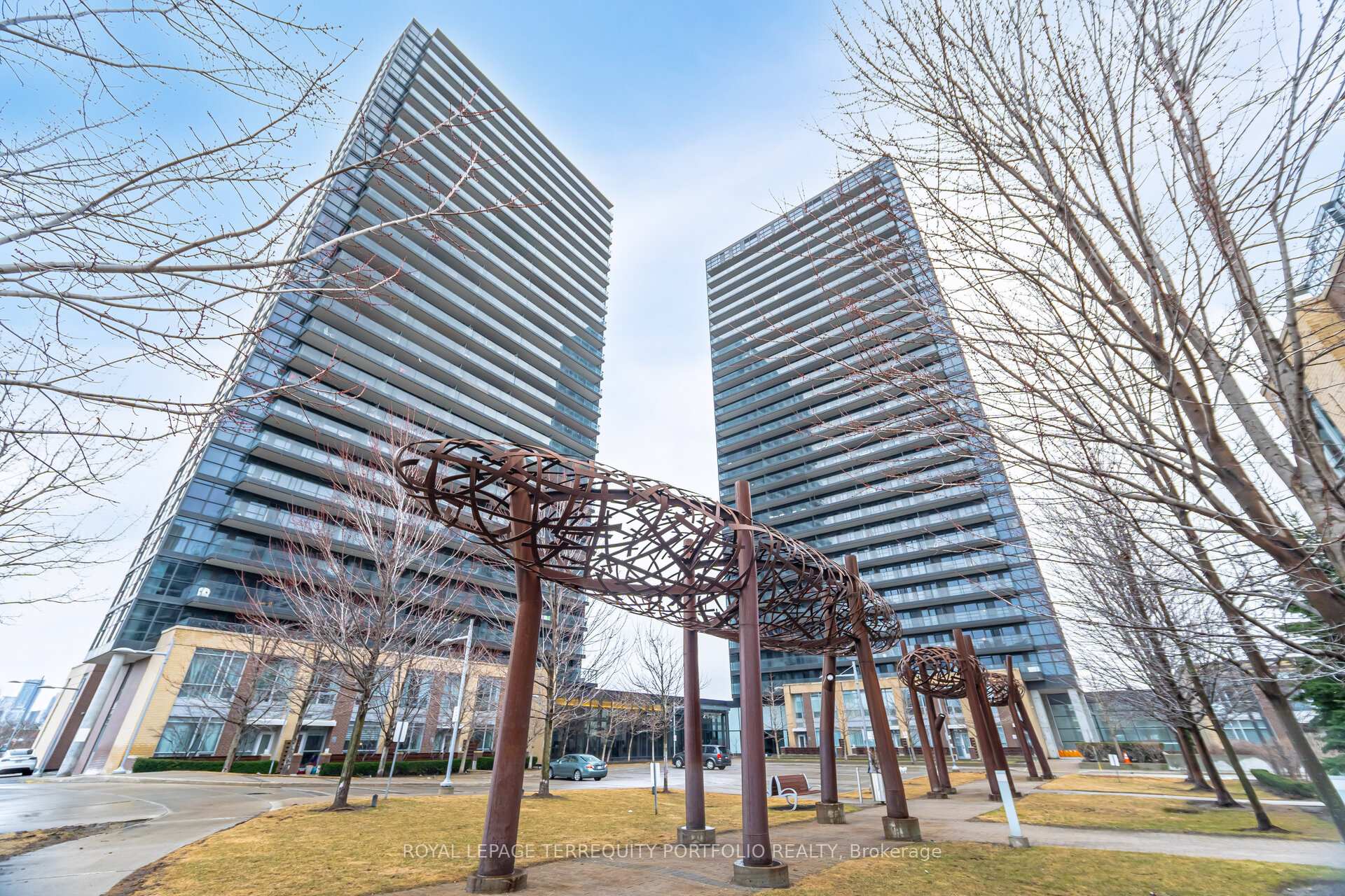 503 - 29 Singer Court, Toronto, ON M2K 0B3