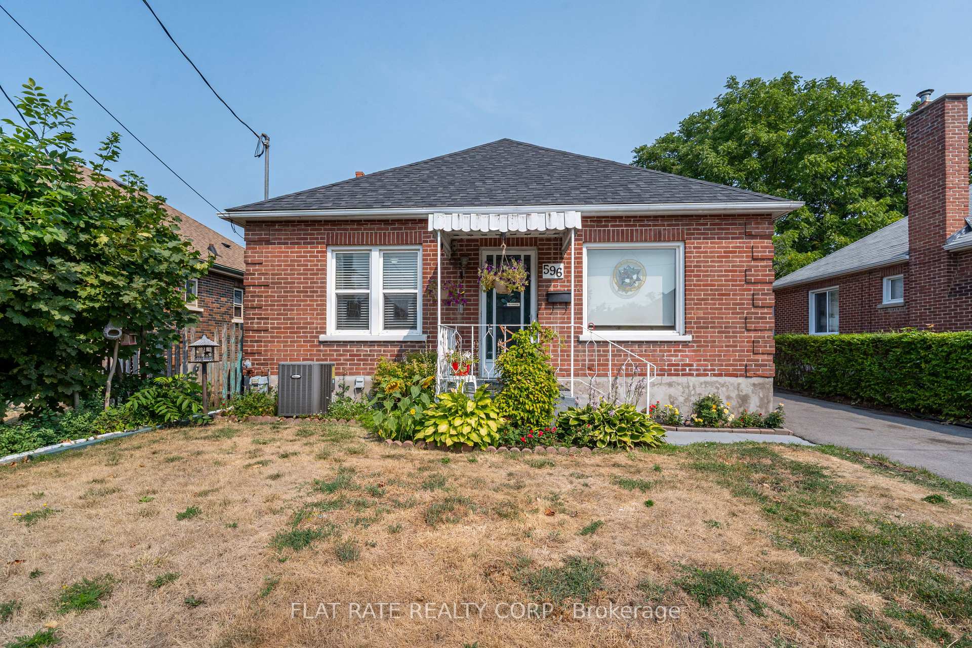 596 McCannan Avenue, Peterborough, ON K9J 4J6