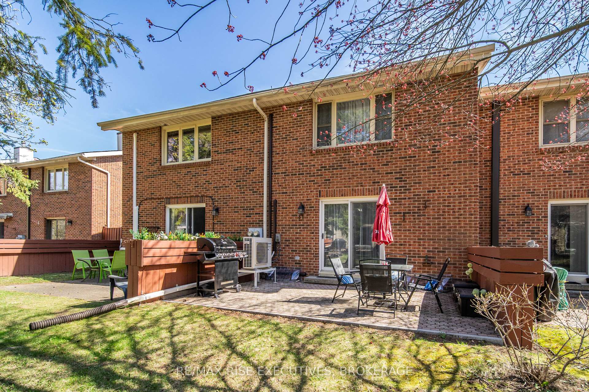 71 - 115 WRIGHT Crescent, Kingston, ON K7L 4T8