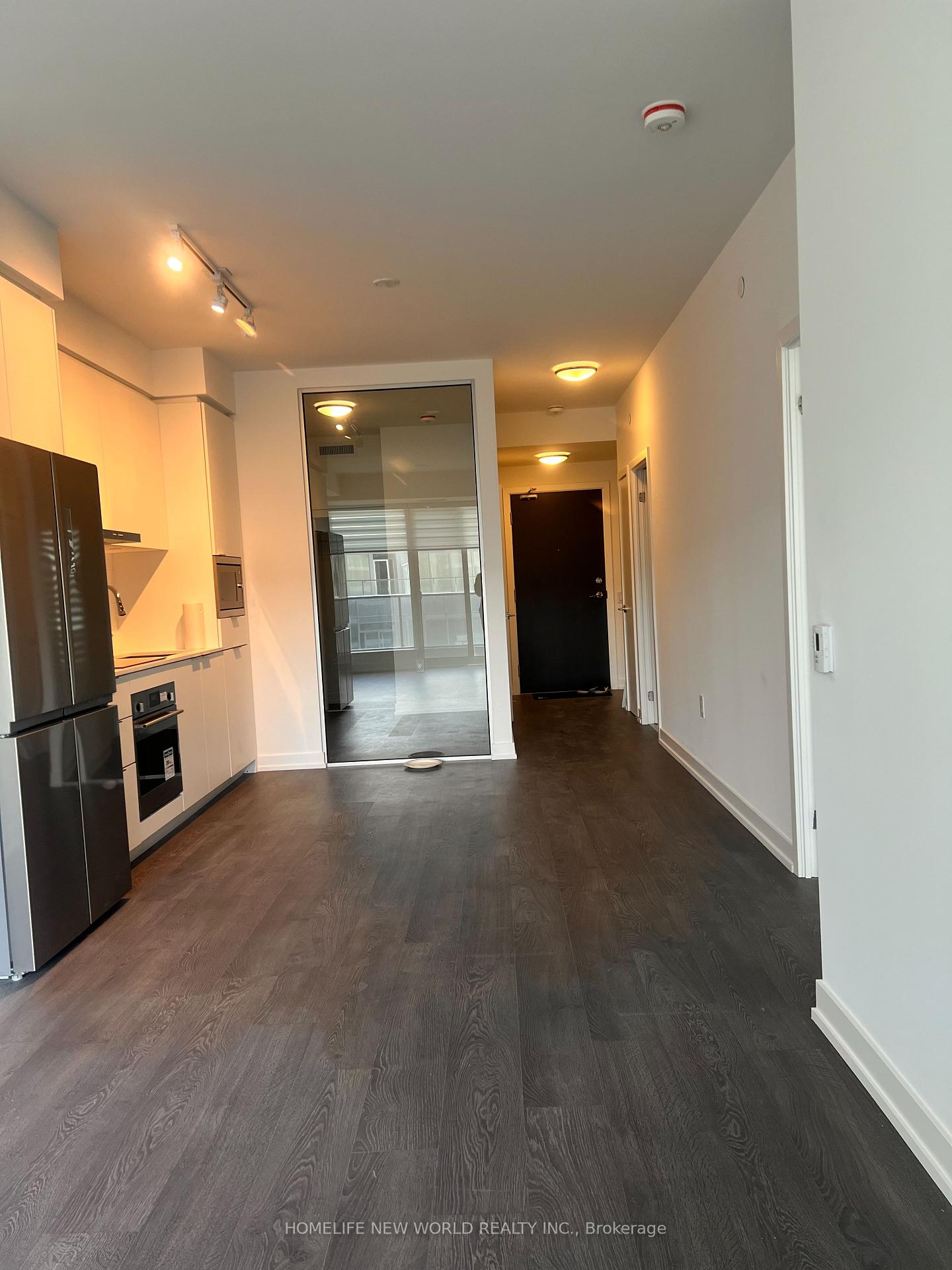 715 8 Olympic Garden Drive S, Toronto, ON M2M 0B9