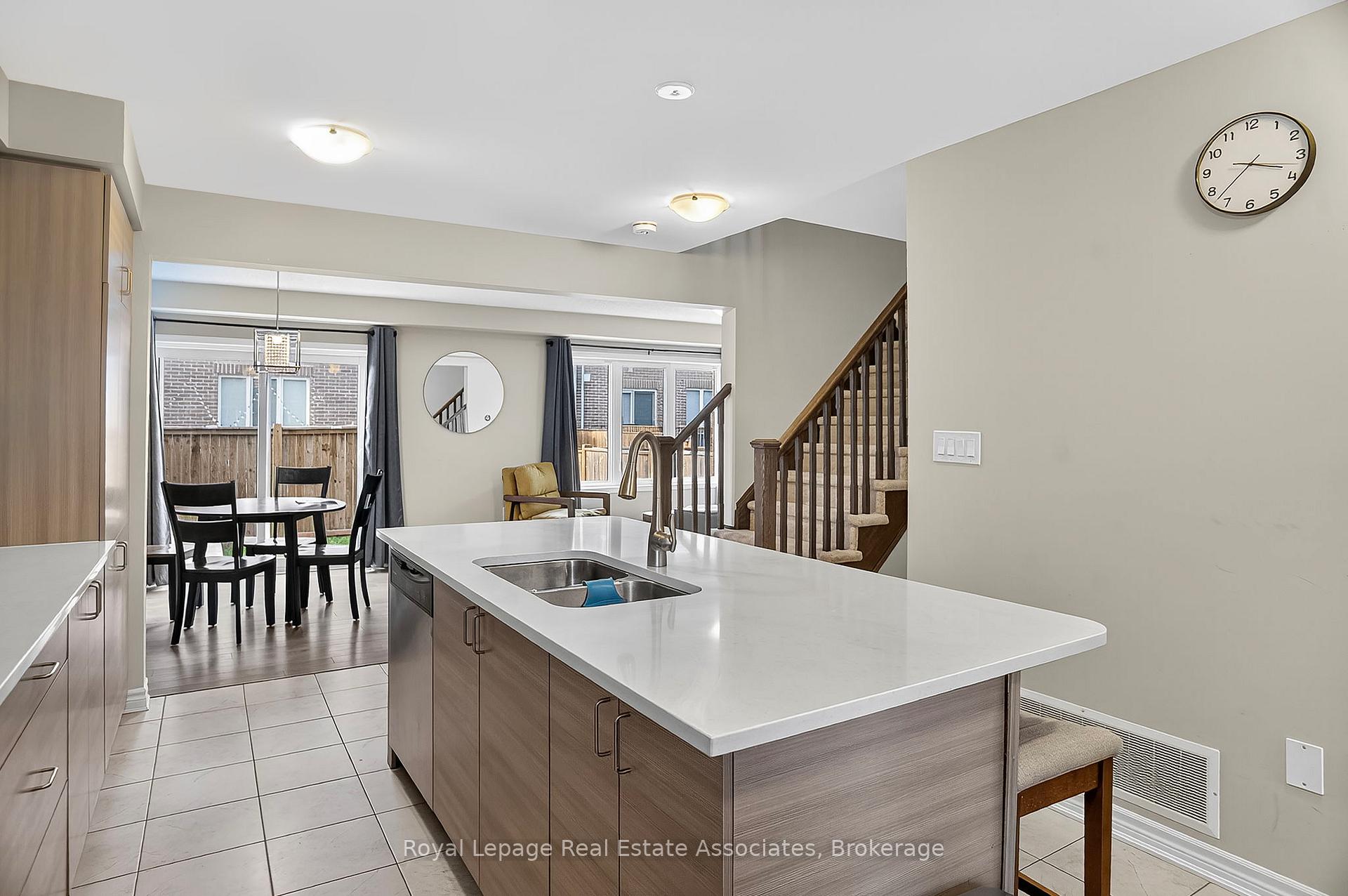 78 Hatt Court, Milton, ON L9T 7K6