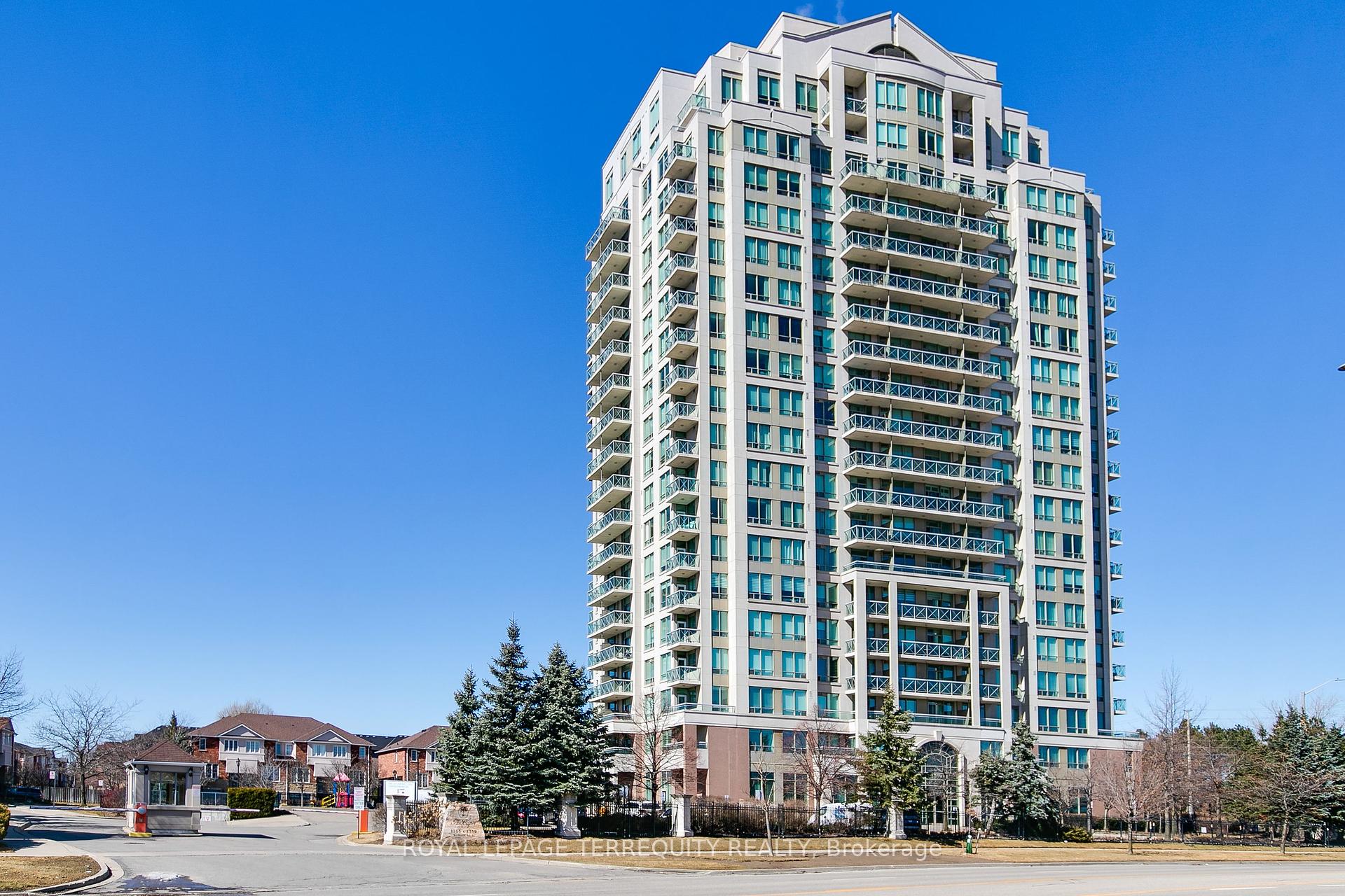 809 - 1359 Rathburn Road E, Mississauga, ON L4W 5P7