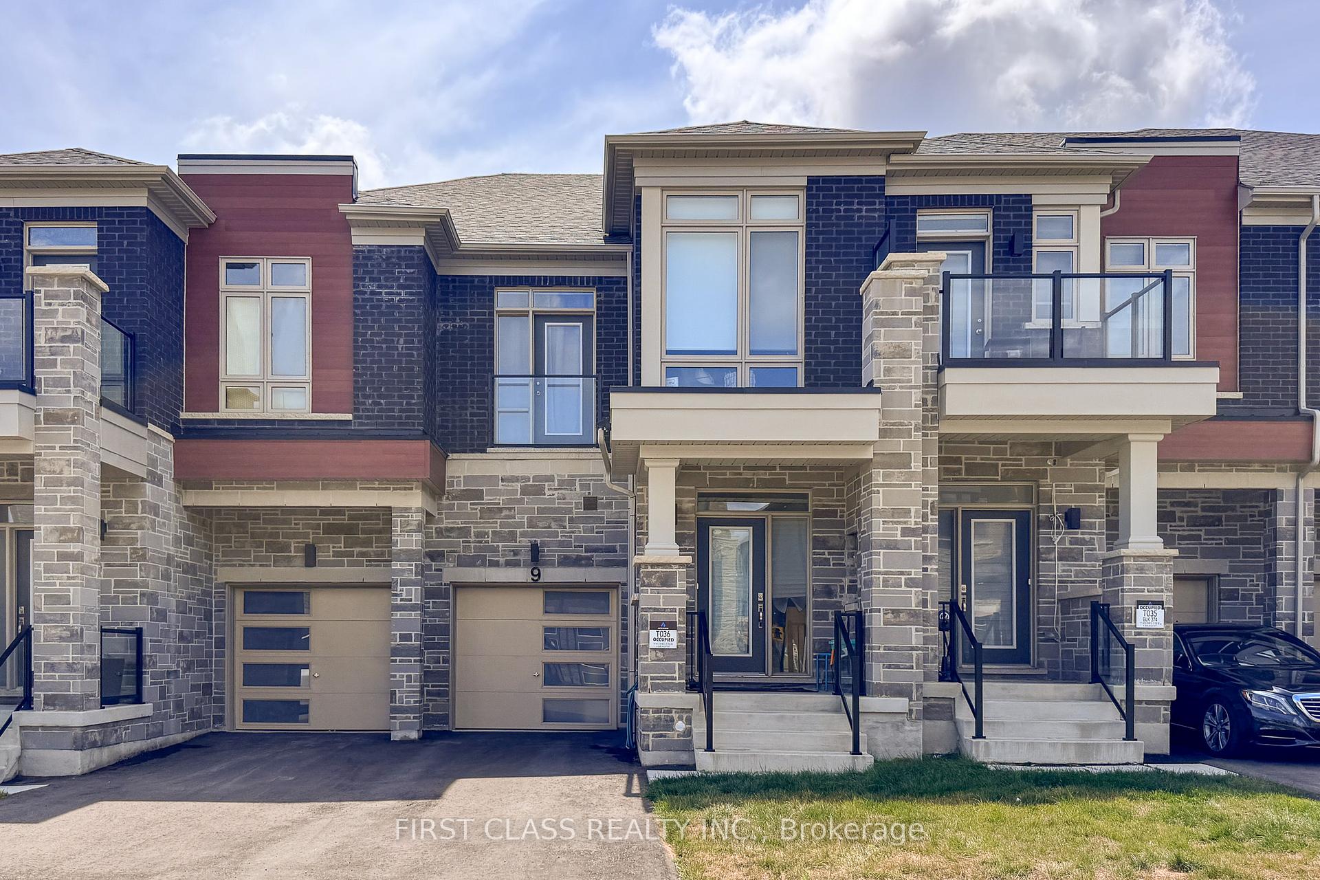 9 Schmeltzer Crescent Richmond Hill On L4e 1k7