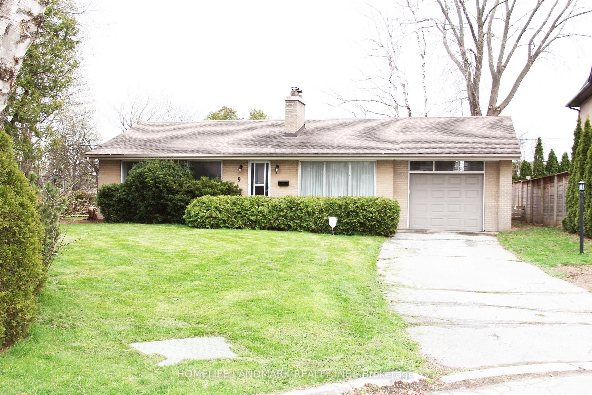 9 Terrington Court, Toronto, ON M3B 2J9