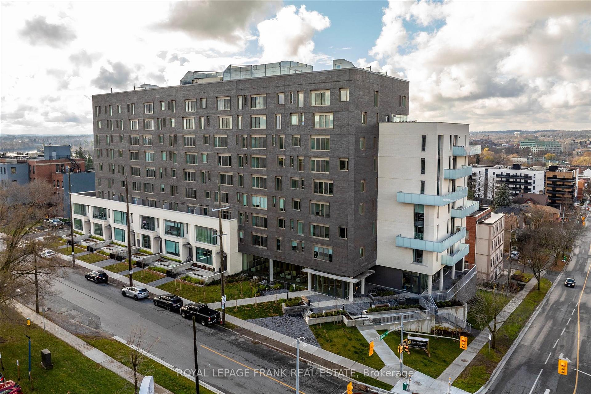 902 195 Hunter Street Peterborough East ON K9H 1G9